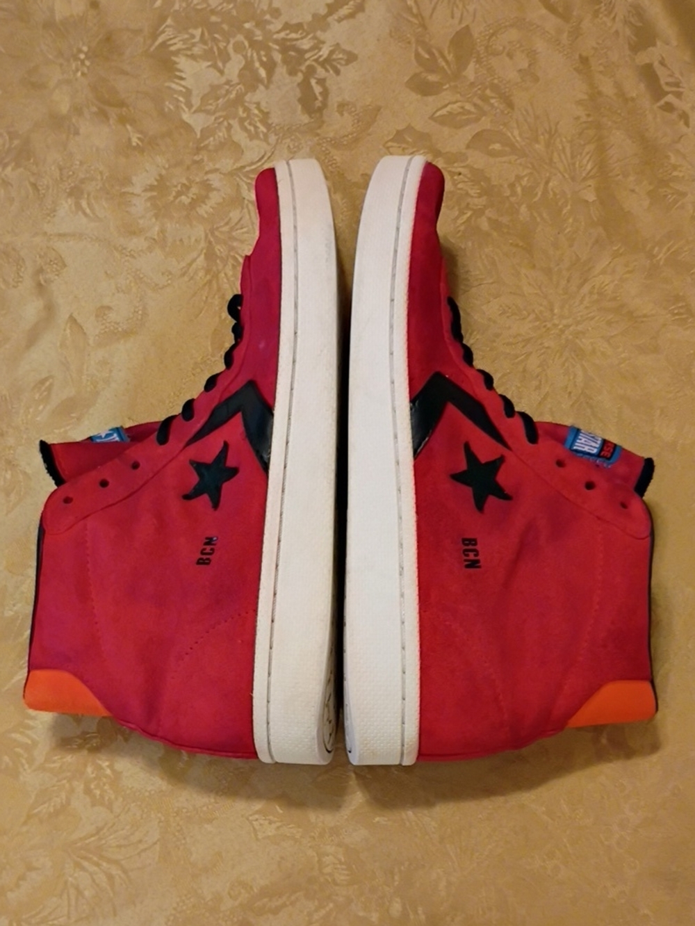Converse High Top Sneakers in Red & Black Leather Suede Men's 10.0 Women's 11.5 - Picture 9 of 12